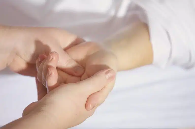 Tingling Hands and Arms: What’s Causing It and When It’s Serious
